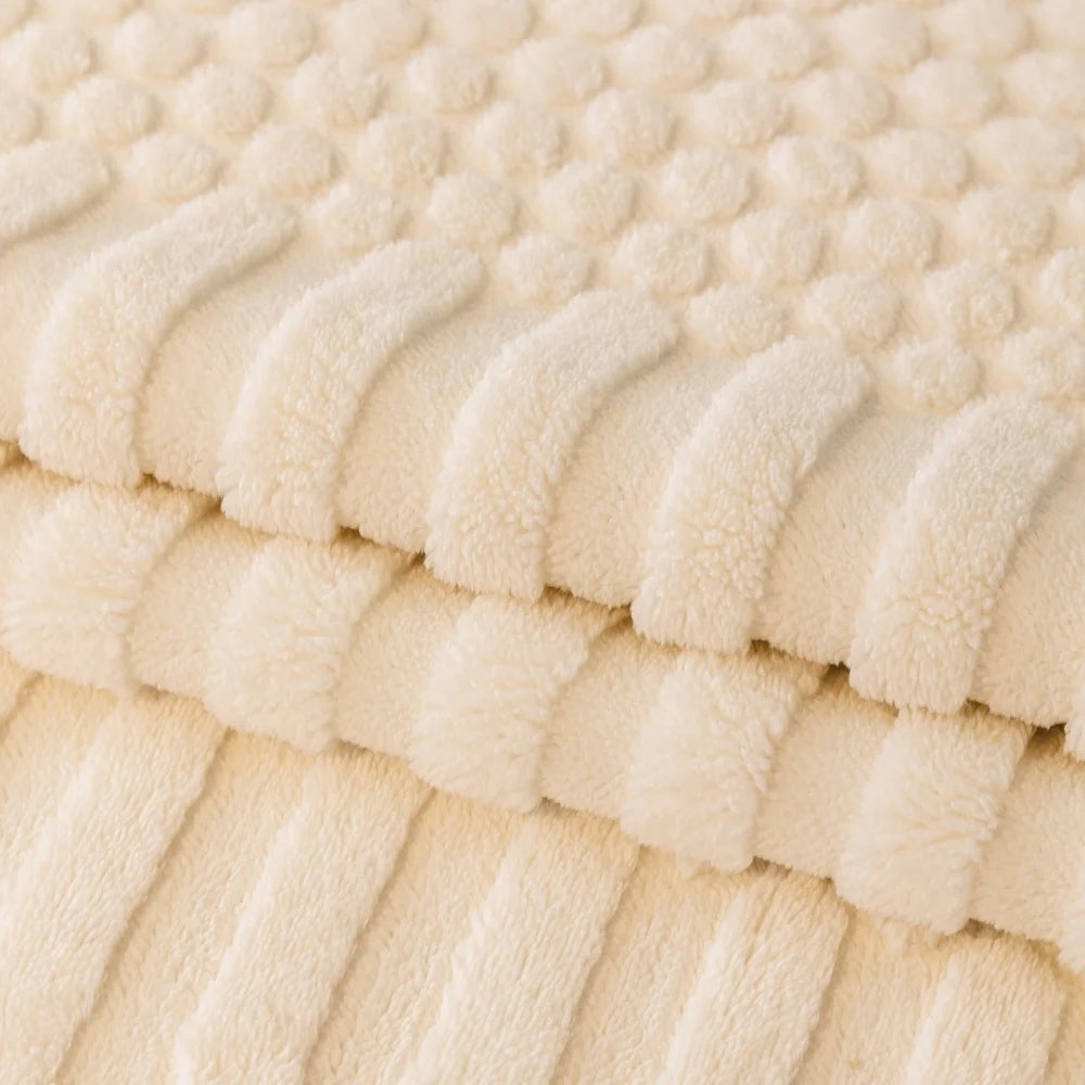 Thicken Warm Geometric Jacquard Fleece Anti-Slip Sofa Cover for Living Room Couch Seat Cover Warm Solid Tuffed Fleece Sofa Towel