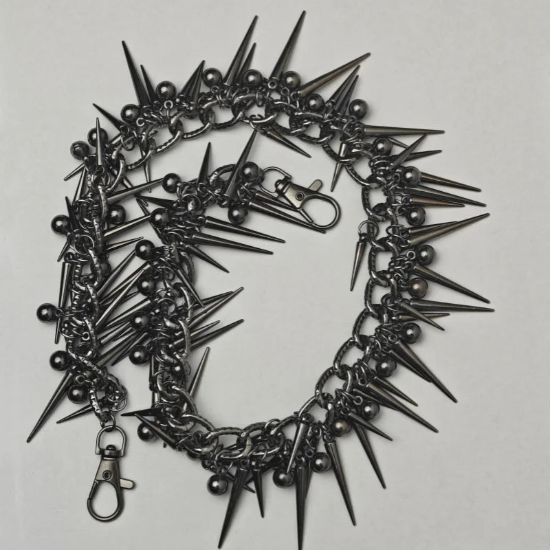 Hip Hop Rock And Roll Black Gun Plated Rivet Metal Biker Pants Chain Male Woman Fashion Rock And Roll Accessories Retro KeyChain