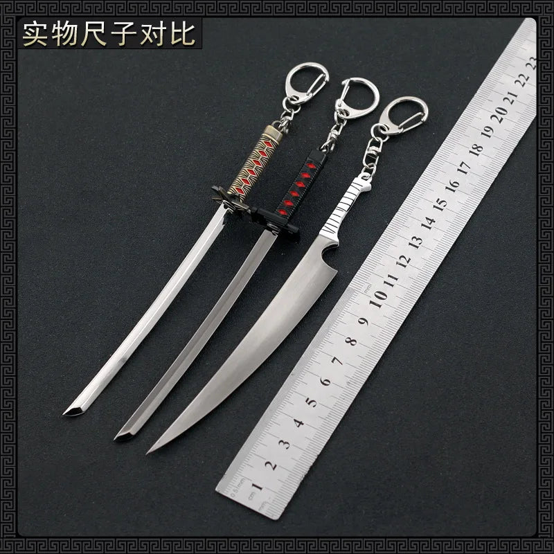 Bleach Kurosaki Ichigo Mask Keychains Anime Key Chain Metal Retro Keyring For Women Men Charm Accessories Pendant Llaveros Gifts