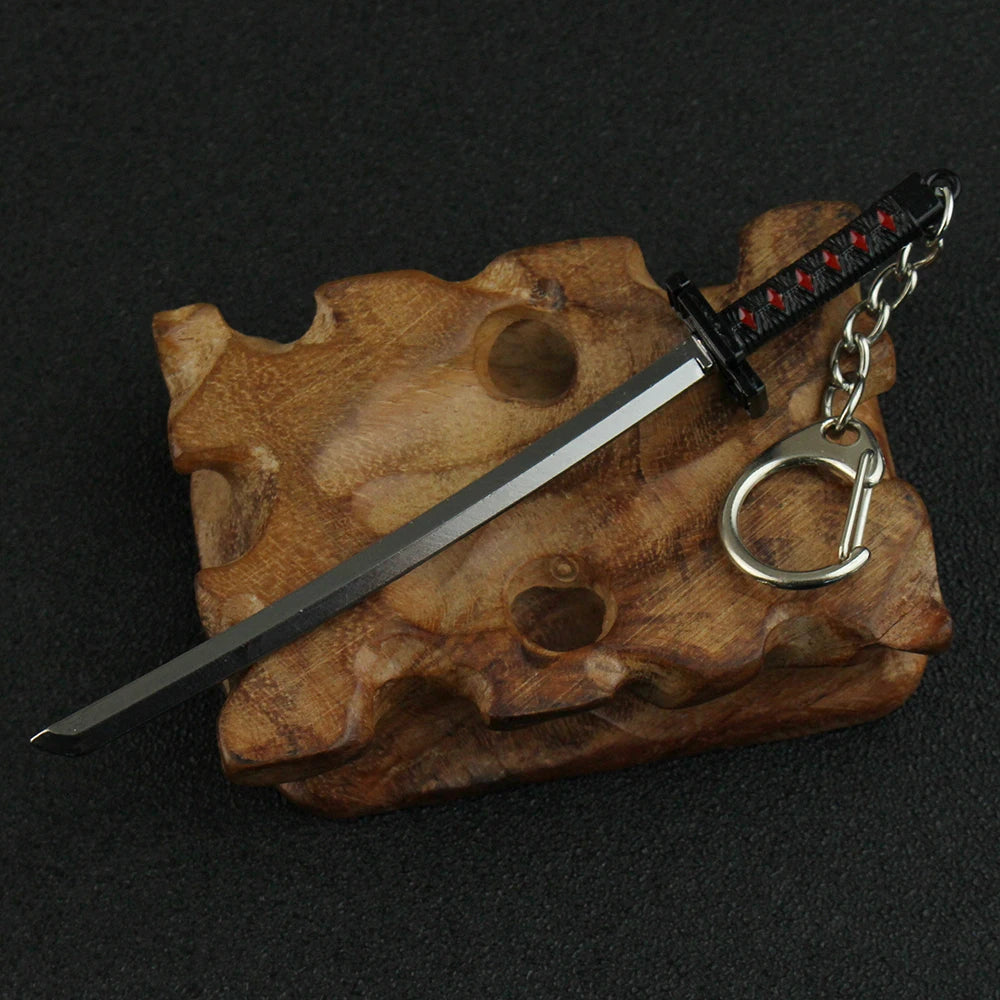 Anime Bleach Necklaces Zangetsu Zanpakutou Sword Key Chain Hitsugaya Toushirou Katana Weapon Keychains Accessories   ﻿