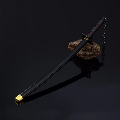 Bleach ichigo katana 25cm metal sword with black zinc alloy blade gold accents and intricate hilt design with chain
