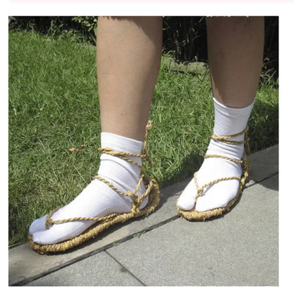 Natural fiber rope sandals with tan woven straps and white socks for ichigo kurosaki cosplay costume set mask included