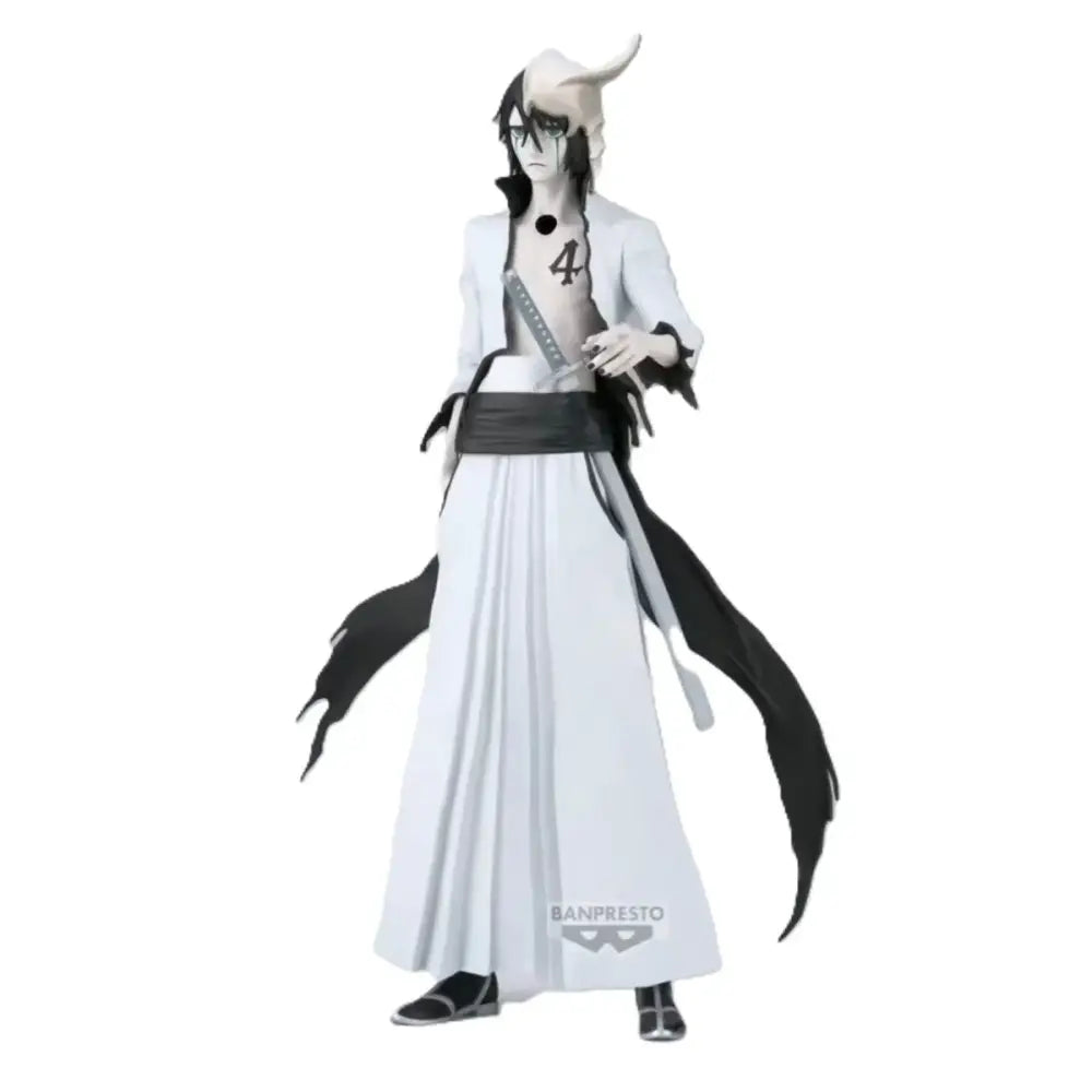 White and black ulquiorra cifer maximatic pvc figure in long flowing uniform with horned headpiece from bleach