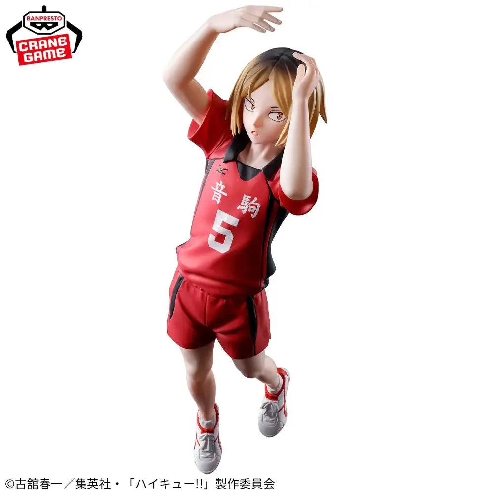 In stock original banpresto posing figure of figure anime haikyu wearing red and black jersey marked 5 with blonde hair
