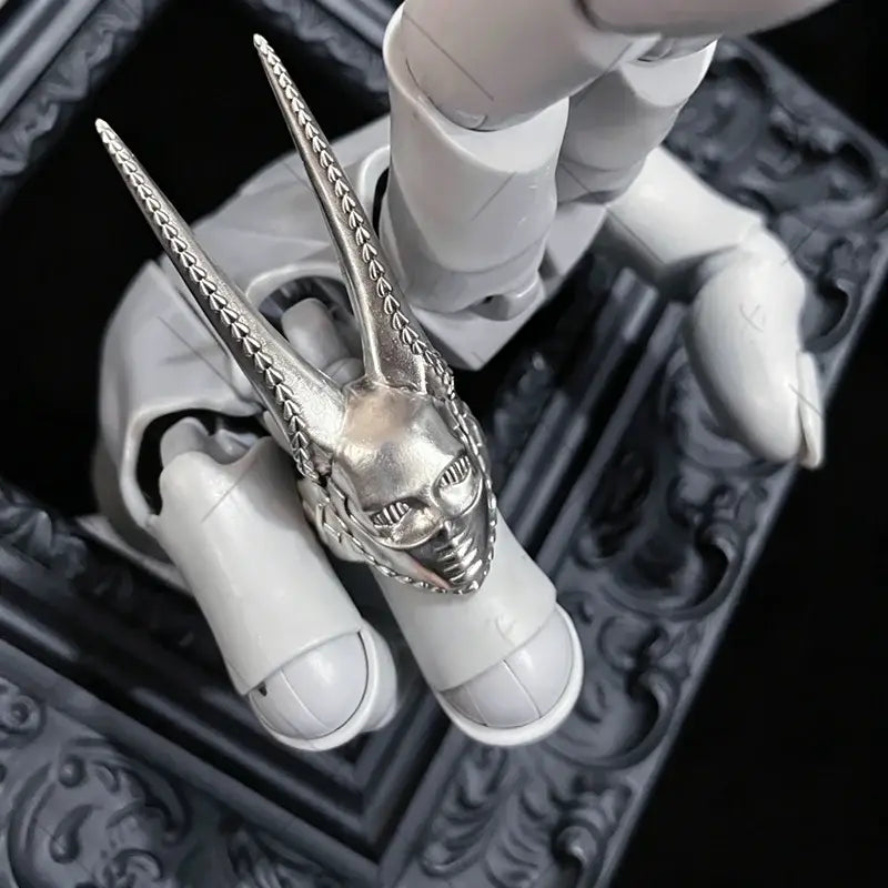 Silver d4c cosplay ring with pointed horns and chain detail inspired by jojo’s bizarre adventure steel ball run