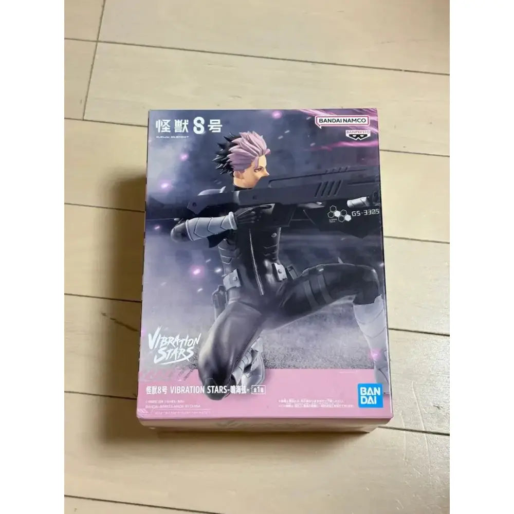 Gen narumi pvc figure in black and silver with spiky purple hair posed in combat stance holding a rifle 24cm tall