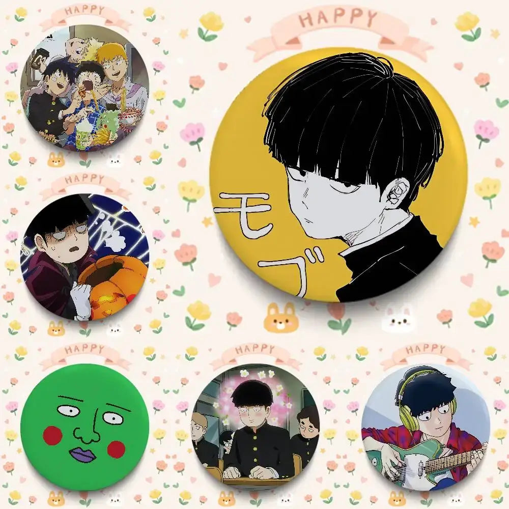Yellow circular mob psycho pin badge featuring a black and white character illustration with japanese text mob