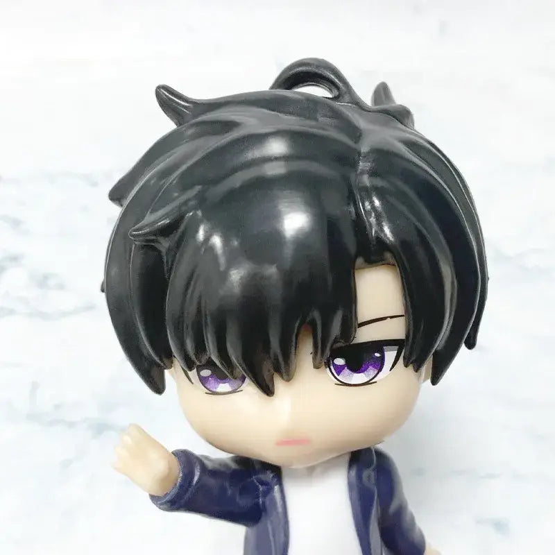 Solo leveling sung jin woo pvc figure keychain with black hair purple eyes and navy blue jacket 10cm animated edition