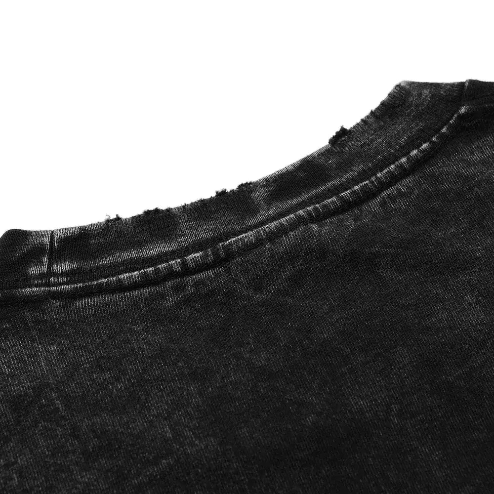 Black distressed solo leveling sung jin-woo t-shirt with frayed neckline made of vintage washed cotton