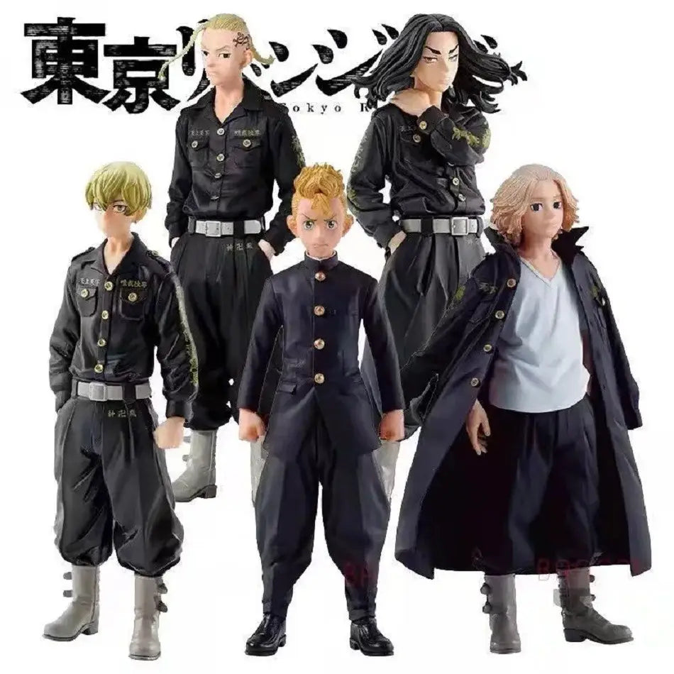 Tokyo Revengers Hanagaki Keisuke Hanma black uniformed pvc figure set with five detailed 18cm figurines