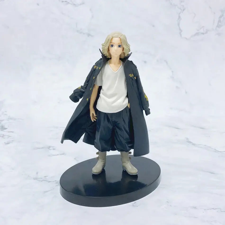 Black and gold tokyo revengers Hanagaki Keisuke Hanma pvc figure set with blonde hair wearing long coat and casual attire