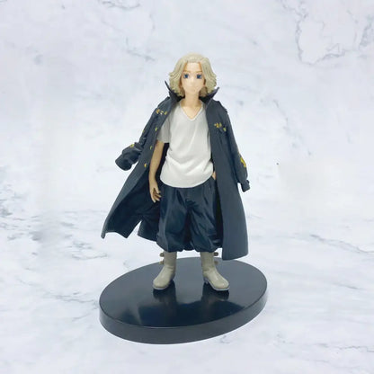 Tokyo Revengers Mikey PVC figure featuring blonde hair, black coat, gray boots on black circular base 17cm statue