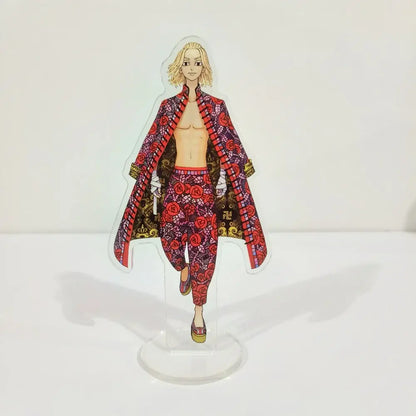 A translucent 15cm ran rindo haitani acrylic stand featuring anime character in red and black robe on clear base