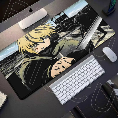 Black and gray vinyl mousepad featuring vinland saga thorfinn in tactical gear holding a sword, 800x400mm size